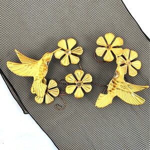 Two Brass Hummingbird Flower Wall Art Set 3D  (3335)